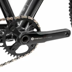 Bombtrack Beyond AL - Noir Brillant/gris Foncé 19 Bombtrack Beyond AL - Noir Brillant/gris Foncé -Vélos Soldes BT MY22 Beyond AL glossy dark grey web 08