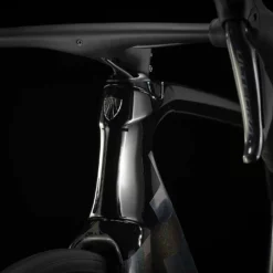 Émonda SLR 7 Dark Prismatic/Trek Black 17 Émonda SLR 7 Dark Prismatic/Trek Black -Vélos Soldes EmondaSLR7 22 35487 A Alt2