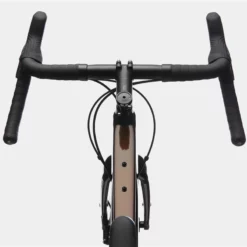 Cannondale Topstone Carbon 2 Saber 11 Cannondale Topstone Carbon 2 Saber -Vélos Soldes GravelBikeTopstoneCarbon2SaberBMOBikeMailorder 3