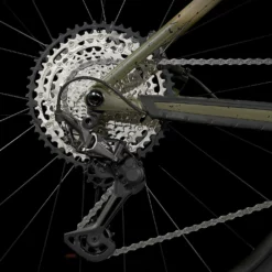 Trek Roscoe 9 Matte Quicksand To Olive Fade/Black 16 Trek Roscoe 9 Matte Quicksand To Olive Fade/Black -Vélos Soldes Roscoe9 22 35118 B Alt1