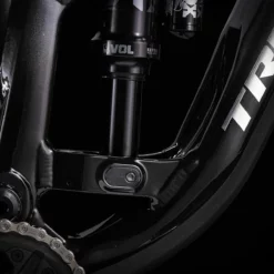 Trek Fuel EX 8 Gen 6 Galactic Grey To Black Fade (gris Galactique à Noir) 26 Trek Fuel EX 8 Gen 6 Galactic Grey To Black Fade (gris Galactique à Noir) -Vélos Soldes TrekFuelEX8Gen6GalacticGreytoBlackFade 5