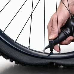 MilKit Tubeless Booster - 750 Ml -Vélos Soldes milKit booster with wheel RuB 1